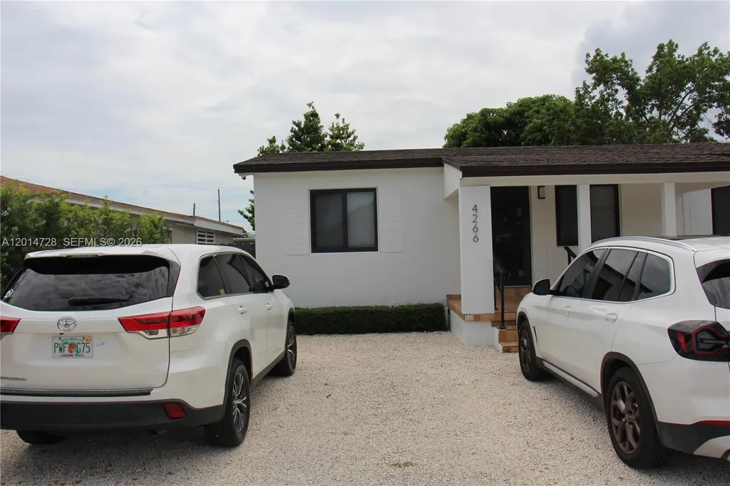 4266 E 8th Lane Hialeah FL 33013
