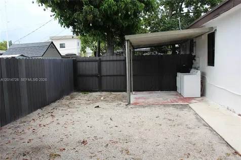 4266 E 8th Lane Hialeah FL 33013