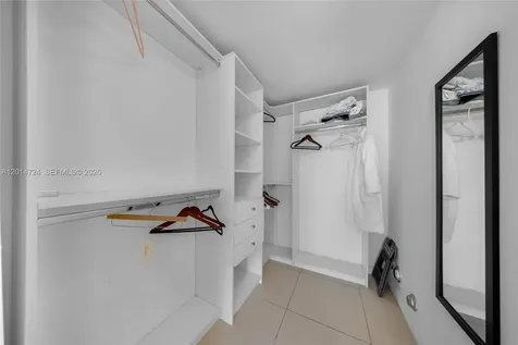 31 SE 6th Street Miami FL 33131