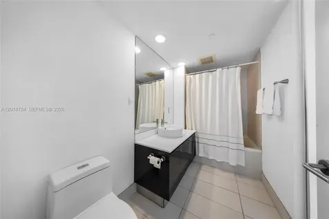 31 SE 6th Street Miami FL 33131