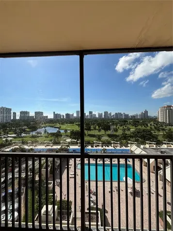 20301 W Country Club Drive Aventura FL 33180