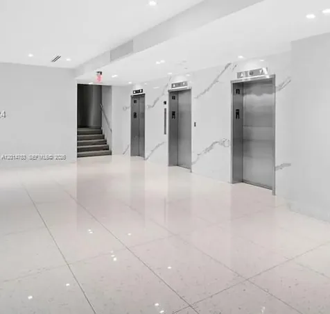 20301 W Country Club Drive Aventura FL 33180