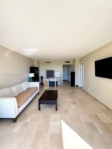 20301 W Country Club Drive Aventura FL 33180