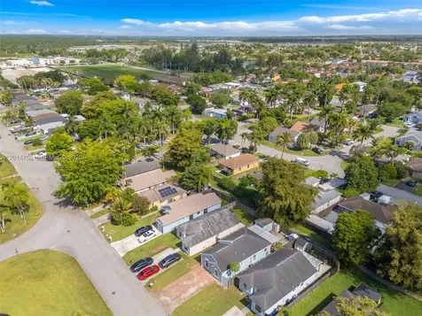 768 SW 9th Street Florida City FL 33034