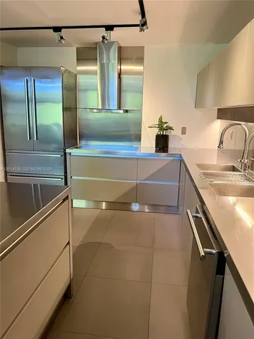 20365 W Country Club Drive Aventura FL 33180