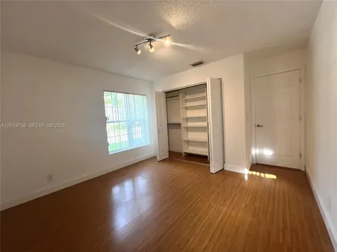 465 Somerset Way Weston FL 33326
