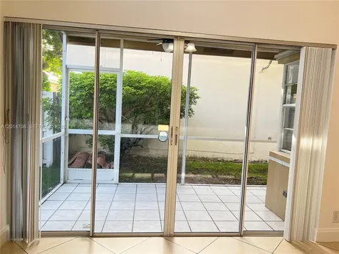 465 Somerset Way Weston FL 33326