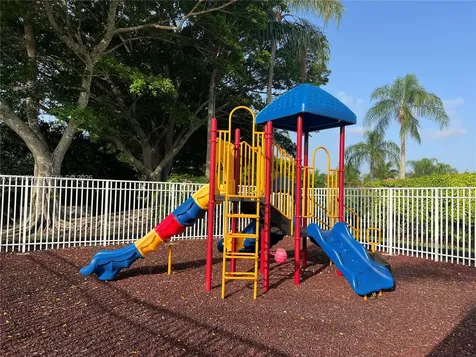 465 Somerset Way Weston FL 33326