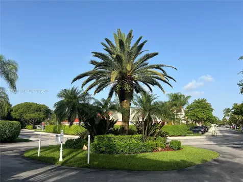 465 Somerset Way Weston FL 33326