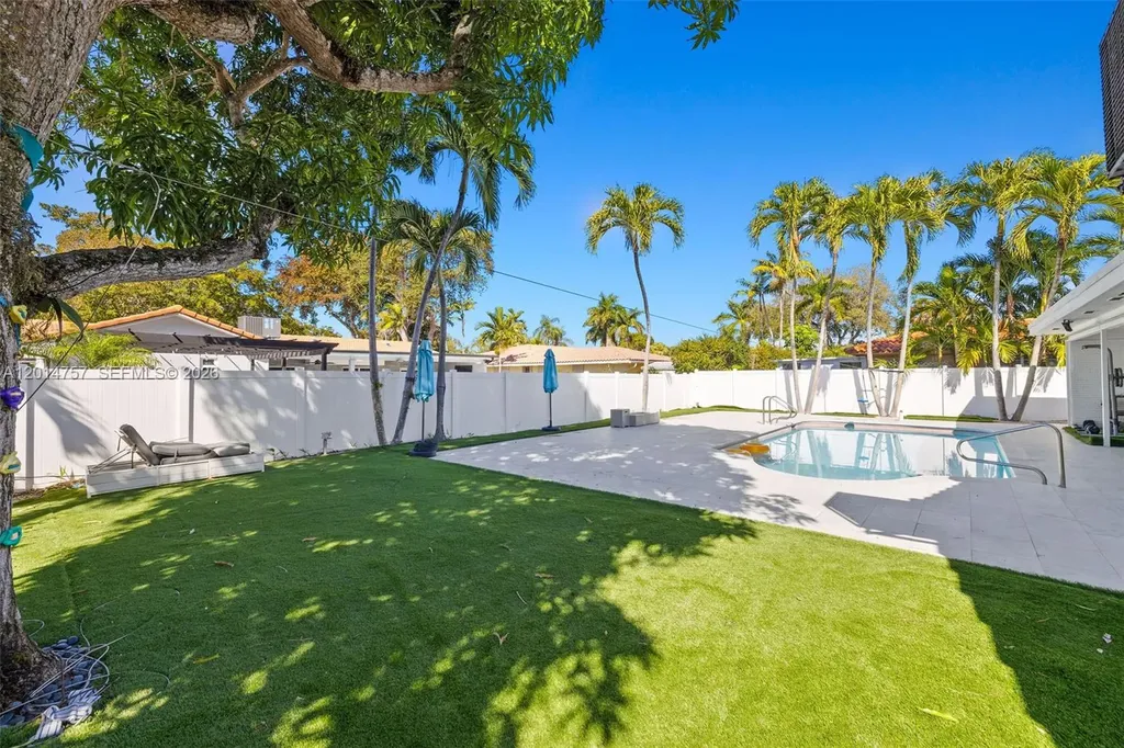 3460 N 46th Avenue Hollywood FL 33021