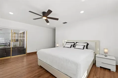3460 N 46th Avenue Hollywood FL 33021