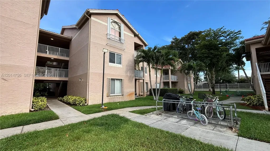 10420 SW 158th Court Miami FL 33196
