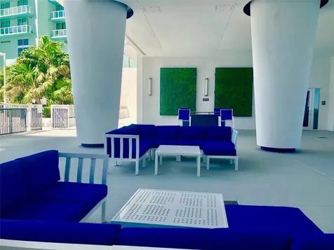 1800 N Bayshore Drive Miami FL 33132