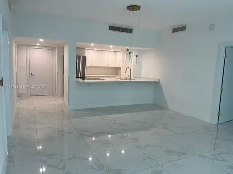 1800 N Bayshore Drive Miami FL 33132