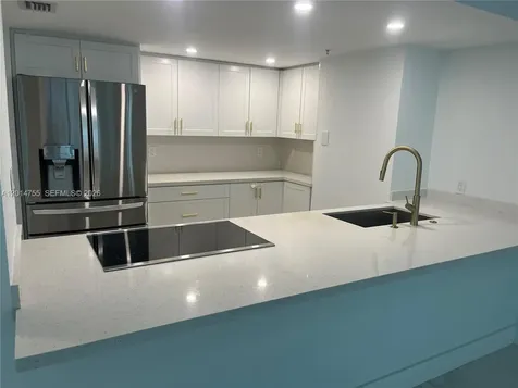 1800 N Bayshore Drive Miami FL 33132