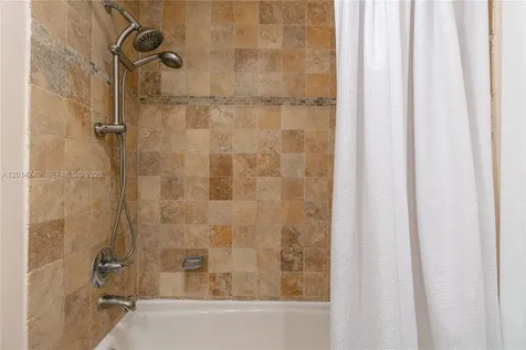 20291 NE 30th Avenue Aventura FL 33180