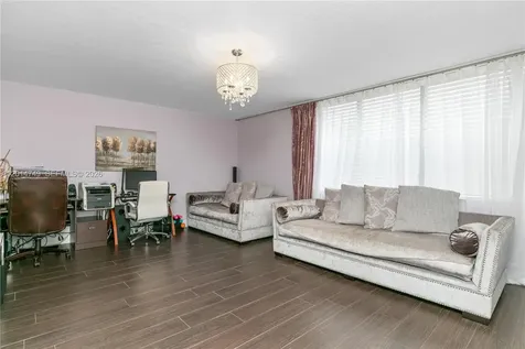 20291 NE 30th Avenue Aventura FL 33180