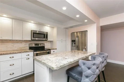 20291 NE 30th Avenue Aventura FL 33180