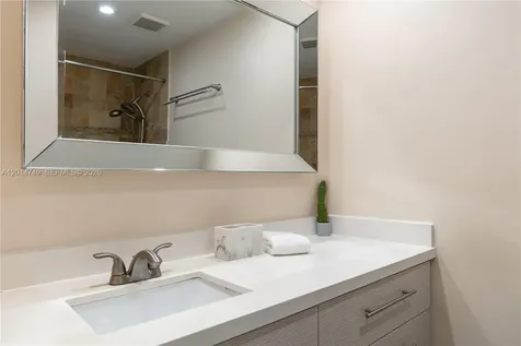 20291 NE 30th Avenue Aventura FL 33180