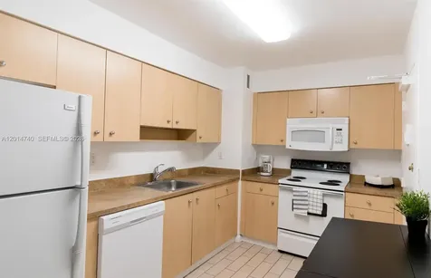 9195 Collins Avenue Surfside FL 33154