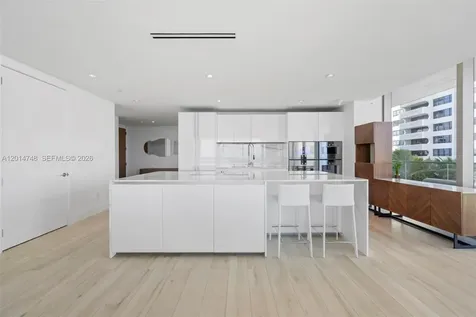 10203 Collins Avenue Bal Harbour FL 33154