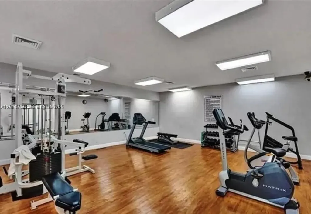 715 Gardens Drive Pompano Beach FL 33069