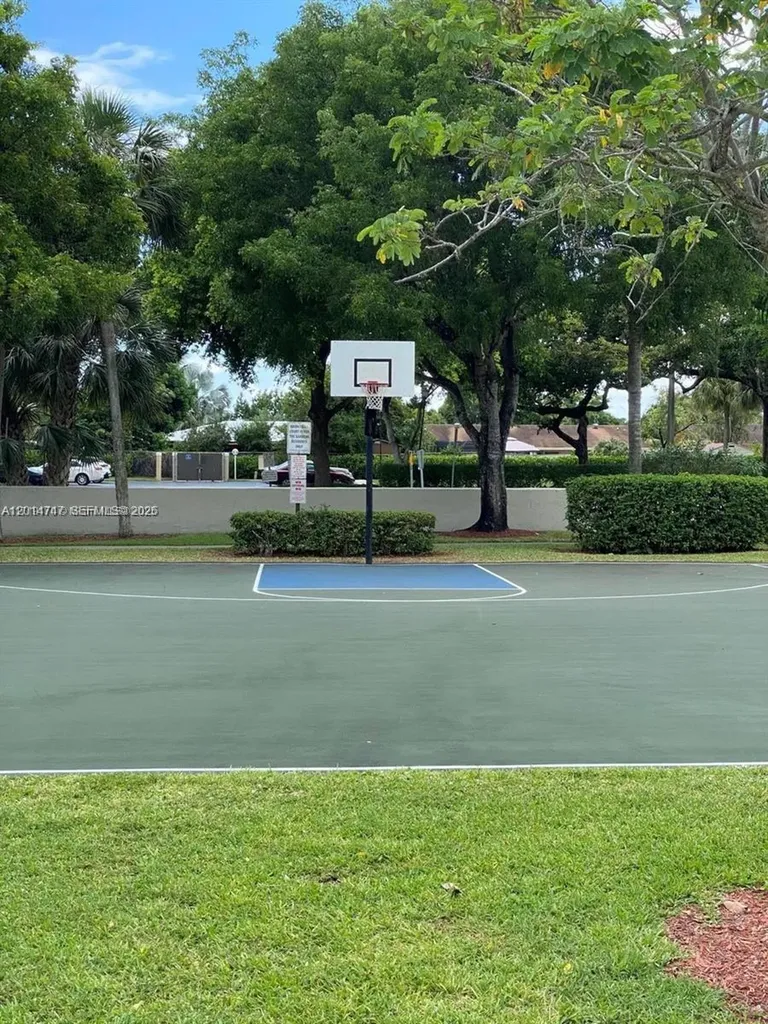 715 Gardens Drive Pompano Beach FL 33069