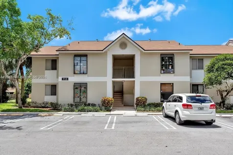 715 Gardens Drive Pompano Beach FL 33069