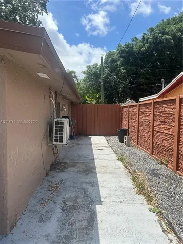 6660 Johnson Street Hollywood FL 33024