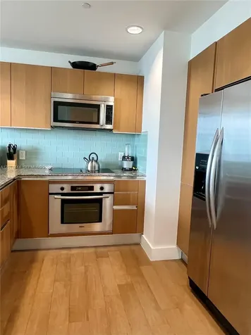 1060 Brickell Avenue Miami FL 33131