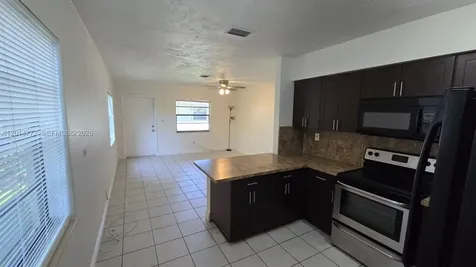 6134 SW 40th Court Miramar FL 33023