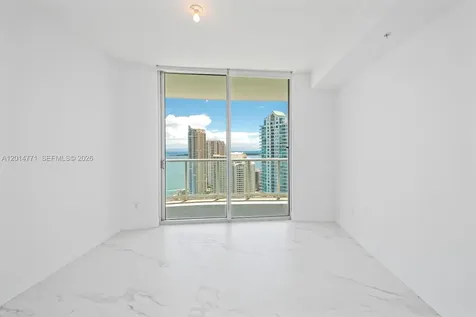 300 S Biscayne Boulevard Miami FL 33131