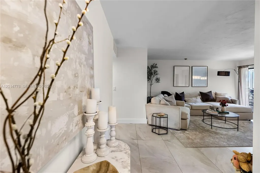 5850 Camino Del Sol Boca Raton FL 33433