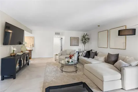 5850 Camino Del Sol Boca Raton FL 33433