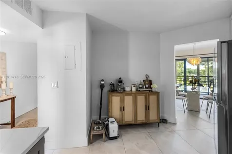 5850 Camino Del Sol Boca Raton FL 33433