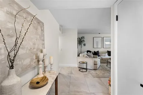 5850 Camino Del Sol Boca Raton FL 33433