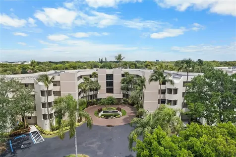 5850 Camino Del Sol Boca Raton FL 33433