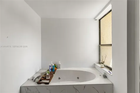 5850 Camino Del Sol Boca Raton FL 33433