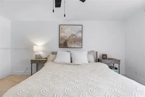 5850 Camino Del Sol Boca Raton FL 33433