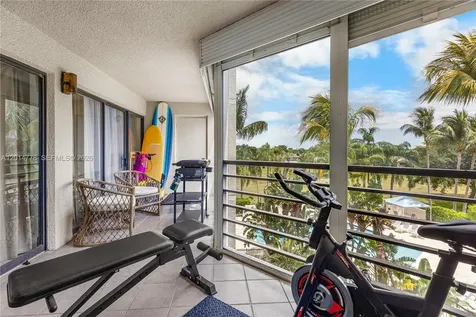 5850 Camino Del Sol Boca Raton FL 33433