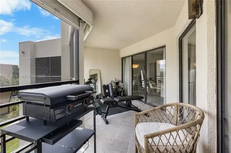 5850 Camino Del Sol Boca Raton FL 33433
