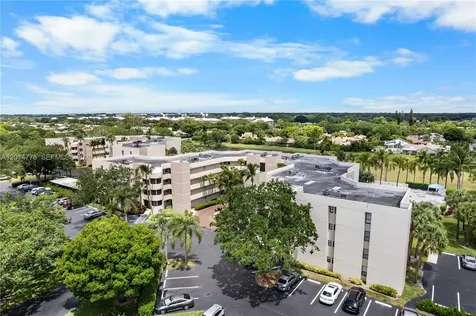5850 Camino Del Sol Boca Raton FL 33433
