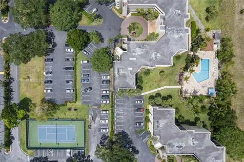 5850 Camino Del Sol Boca Raton FL 33433