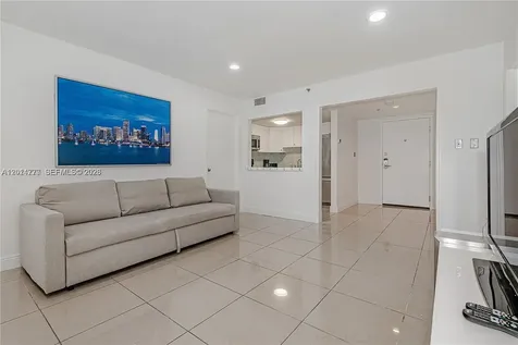 5225 Collins Avenue Miami Beach FL 33140