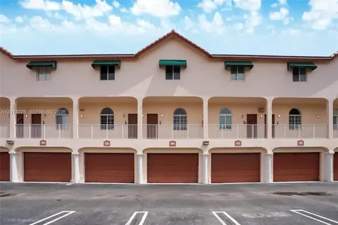 2461 NE 14th Street Pompano Beach FL 33062