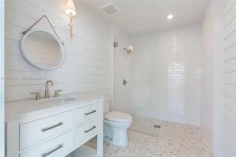 142 Guilford Court Tavernier FL 33070