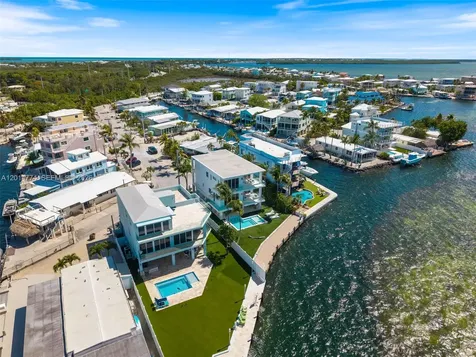 142 Guilford Court Tavernier FL 33070