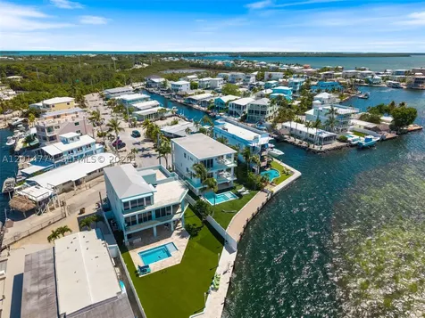 142 Guilford Court Tavernier FL 33070