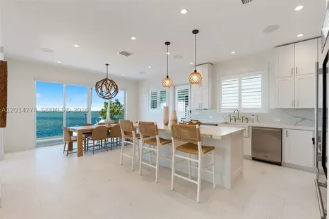 142 Guilford Court Tavernier FL 33070