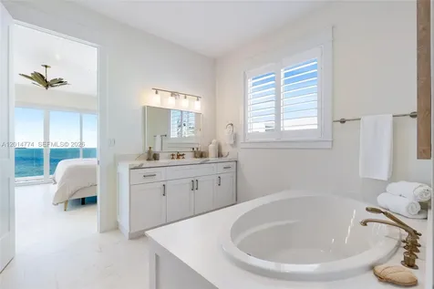142 Guilford Court Tavernier FL 33070